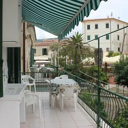 Casa Stella Nel Centro Di Διαμέρισμα *